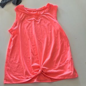 Gap fit tank
